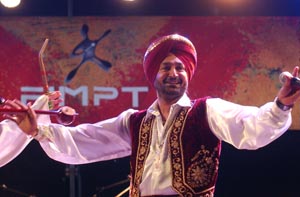 Malkit Singh va oferir ahir a la nit un concert que va complir totes les expectatives. fdg/ carles castro