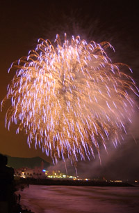 Sitges va cel.lebrar ahir el seu popular castell de focs. fdg/rita lamsdorff