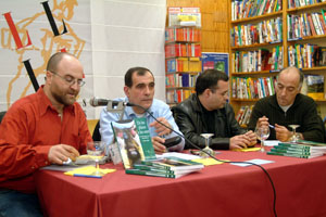 Xavier Brotons, Sixte Moral, Eloi Roca i Xavier Capdevila a la presentació del llibre. fdg/c.castro