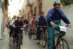 Grans i petits van poder gaudir dels carrers de la vila en bicicleta. fdg/ tere belmonte
