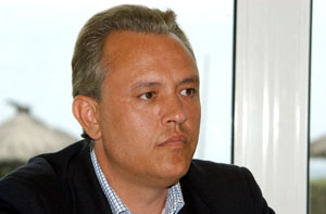 Santi Rodríguez.