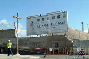 Les obres han tallar un dels carrils de la rambla de Lluis Companys. FdG/Tere Belmonte