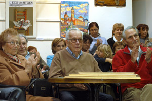 Josep Soler i Soler al centre en l'homenatge que li va retre la societat sitgetana. fdg/carles castro