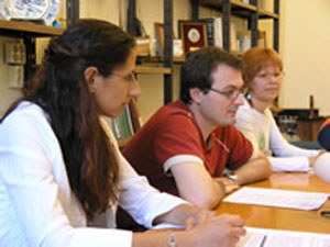 Juan Luís Ruíz, regidor d'Educació, Formació i Ocupació, acompanyat pels tècnics del projecte Igualem