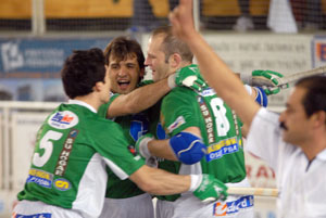 Del Riu autor dels tres gols del Patí Vilanova Ull Blau. fdg/c. castro