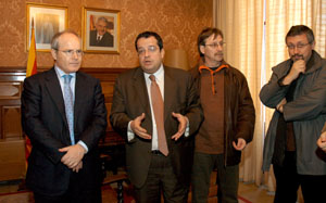 Montilla amb l'equip de govern de Vilanova. fdg/rita lamsdorff