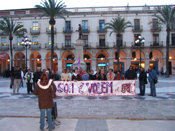 Lectura del manifest a la Plaça de la Vila de Vilanova