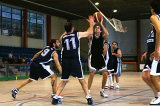 Els blaus van estar per sobre de l'equip de Castelldefels. fdg/ marcel fabra