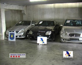 Imatge d'alguns dels vehicles de luxe decomissats pels Mossos d'Esquadra.