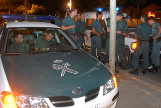 La caserna de la guardia civil de Vilanova acull els 25 nous agents. fdg/ c. castro