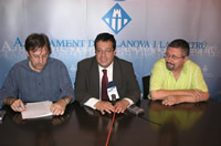 Tomàs Álvaro, Joan Ignasi Elena i Jordi Valls, aquest matí.  Solblau