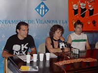 La regidora d'Esports i Joventut, Iolanda Sánchez amb Ramon Benito i Octavi Tarrés. Solblau