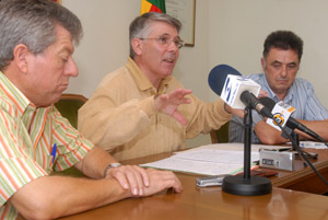 Pedreny, Marcillas i Peregrina a la roda de premsa realitzada aquest matí. fdg/c. castro