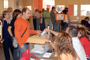 Imatge de la jornada electoral al Garraf. FdG