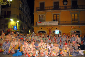 Imatge de la trobada de tots els vestits dels Diables de Vilanova. fdg/ carles castro