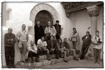 Els autors de l'exposició del pintor Sunyer.