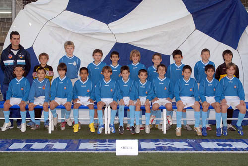 Plantilla de l'equip Aleví B de la Fundació. fdg/miquel vall