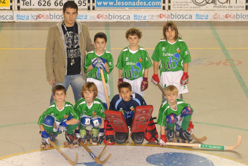 Plantilla de l'equip Pre-benjamí E del CP Vilanova - l'Ull Blau. fdg/c. castro