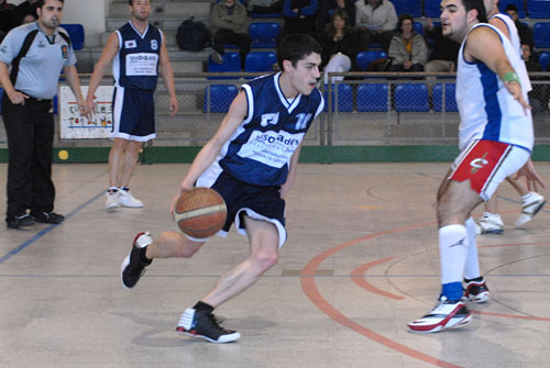 Els homes de Xavi Villanueva a punt d'aconseguir pujar de categoria. fdg/ carles castro