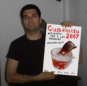 L'autor guanyador de la portada de la Guia d'Estiu del SIAJ 2007