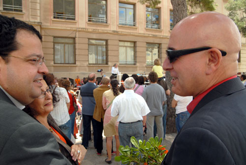 El conseller amb Joan Ignasi Elena i Merce Foradada. fdg/ carles castro