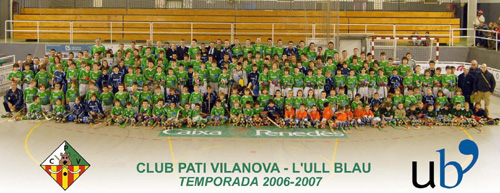 Foto conjunta de tots els equips del CP Vilanova. fdg/ carles castro