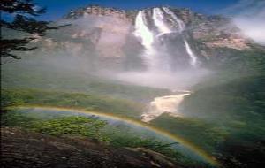 Imatge del Salto del Ángel de la pelicula Amazonian Vertigo