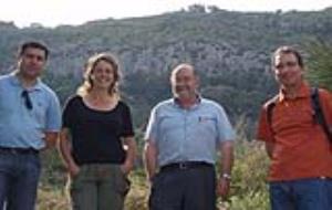 Francesc de la Torre, Conce Selvas, Xavier Robert i Toni Castelló davant la Facu