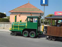 La temporada del trenet turístic de VNG començarà aquest dissabte