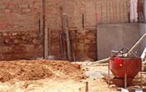 En aquesta zona és on es va produir a un quart de nou del matí l'esllavissament de terra que va causar la mort del jove treballador.