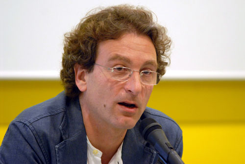 Joan Benet en un acte com a regidor de l'Ajuntament de Vilanova. fdg/ carles castro