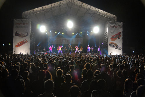 El concert més multitudinari va ser el de dissabte a Riges Roges. FdG/Carles Castro