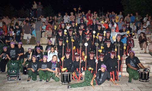 Foto de grup de tots els integrants de la colla de diables de la Collada. fdg/ miquel vall