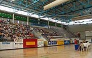 Imatge de l'assemblea que es va celebrar al Pavelló Esportiu del Garraf