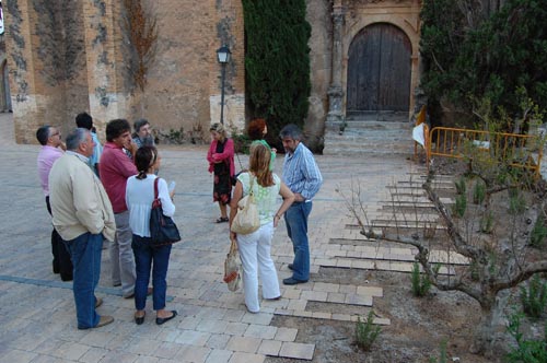 Estat de la urbanització de la plaça del Castell de Ribes