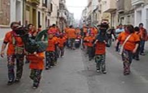 Els bessons a Badalona, aquest dissabte. Foto: Elisabet Borràs/ Ass. Amics del Drac de la Geltrú.
