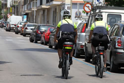 Vilanova.cat. Agents de la policia local en bicicleta