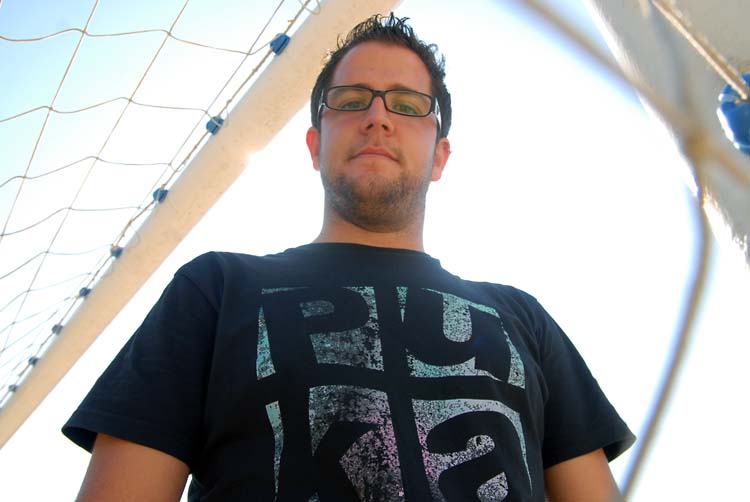 Carles Castro. Carlos Gómez