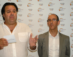 Sitges.cat. Luis Enriquez i l'alcalde Miquel Forns