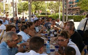 Ajuntament de Vilanova. botifarrada popular de la Sardana