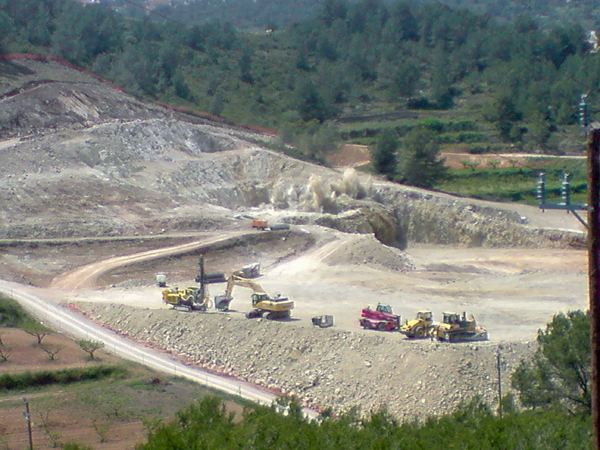 Ajuntament de Canyelles. Obres de la C-15
