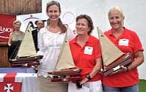 Guanyadores categoria Open, Babette Hornstra(2ª), Judith Leary (1ª) i  Mª Victoria Morón (3ª)           