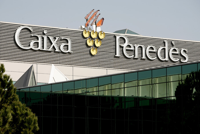 Banc Sabadell Reduir En 500 Llocs De Treball La Plantilla Procedent De 