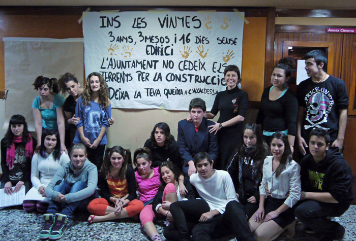 Institut Les Vinyes. Protesta dels alumnes de l'IES Les Vinyes pels barracons