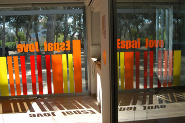 Ajt Sitges. Punt dInformació Juvenil de Sitges