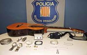 Mossos. Els Mossos recuperen gran quantitat de joies robades a Vilanova