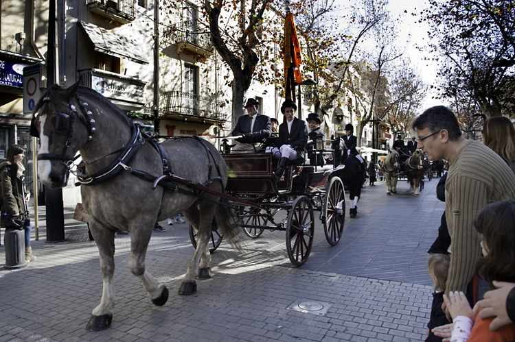 María. Canvi de la bandera dels Tres Tombs