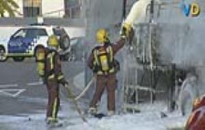 Incendi d'un bus escolar a Sitges