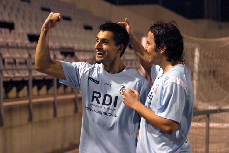 M. Vall. Triguero, celebrant un gol en imatge d'arxiu
