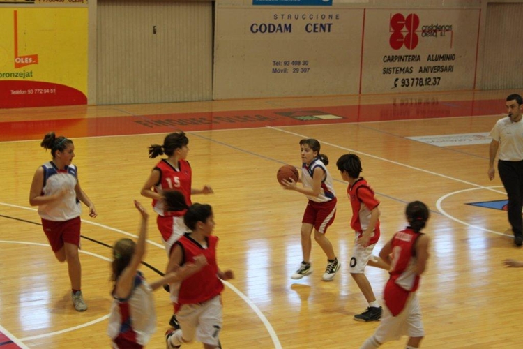 E. Albiol. Detall del partit del Mini Femení A